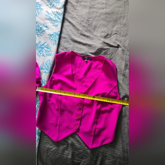 Hot Pink two-piece vest and pants set - Vest is Medium and Pants are Large - Picture 6 of 9